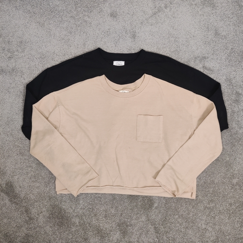 OneStepUp Women's Tan and Black Crew Neck Cropped Sweatshirt Set of 2 Size Large